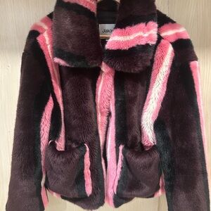 Women's Traci Coat in Burgundy Stripe